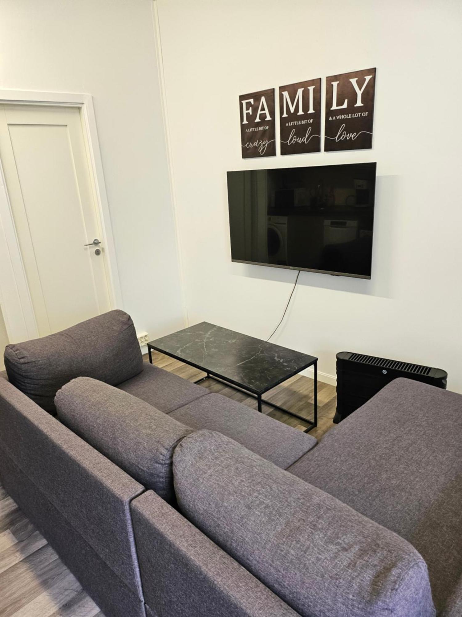 Tromsoapartment Silent Area With Nice View I Have Warm Caravan For Rent Same Place, 4 People Exterior foto